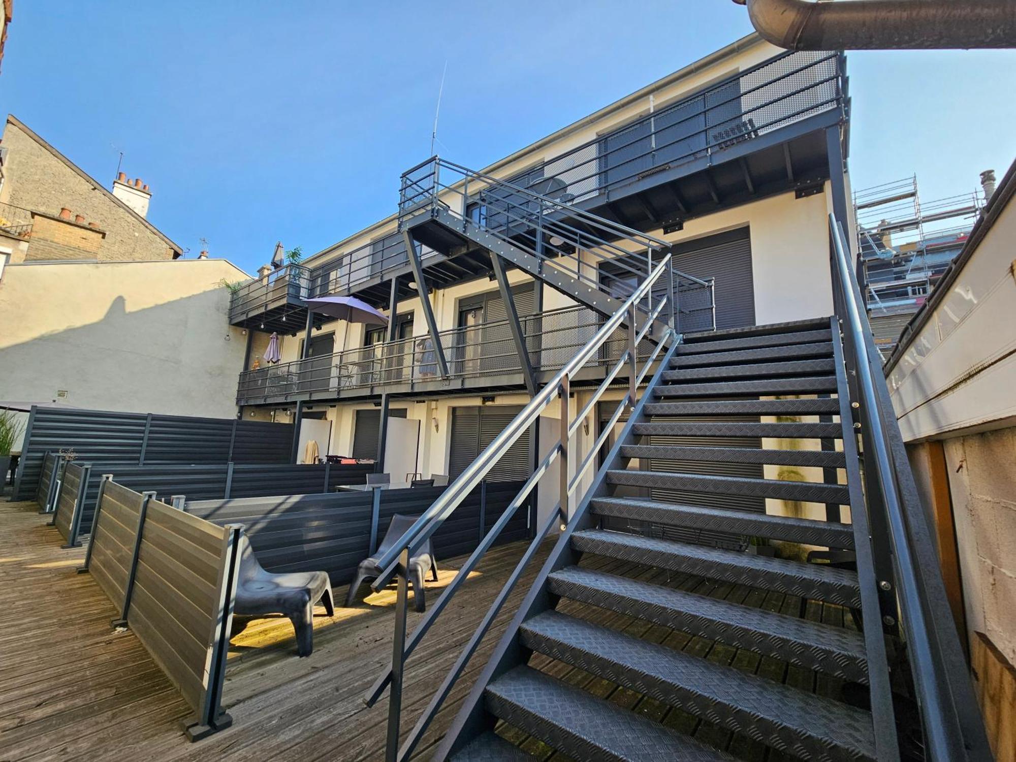 Passage Secret - Ideal Pro, Couples, Familles & Amis - Le Calme En Hypercentre - Wifi Haut Debit - Netflix - Machine A Laver - Gare, Cathedrale, Commerces, Restaurants & Transports En Commun A Moins De 10 Minutes A Pied Reims Exterior foto